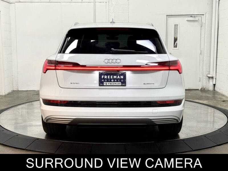 2021 Audi e-tron quattro Premium Plus