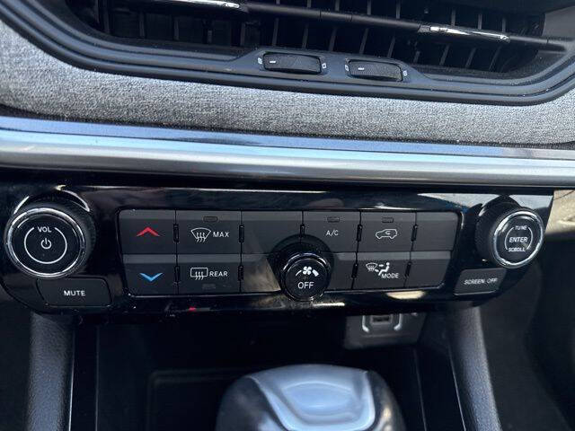 2023 Jeep Compass Latitude Lux