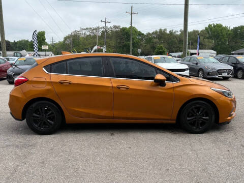 2017 Chevrolet Cruze LT Auto