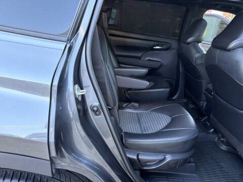 2021 Toyota Highlander XSE