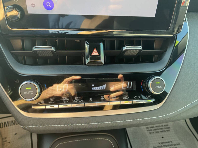 2023 Toyota Corolla Hatchback XSE