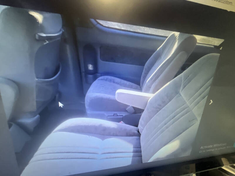 2001 Toyota Sienna LE