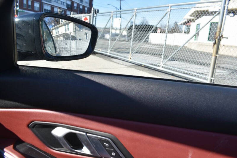 2022 BMW 3 Series 330e