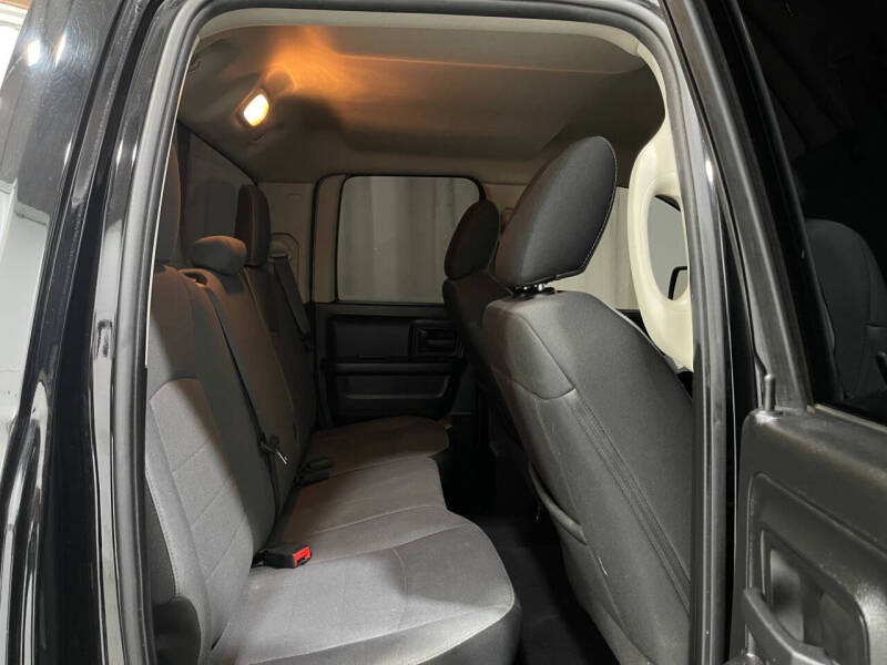 2021 RAM 1500 Classic Express