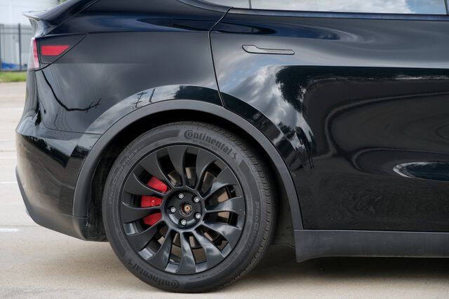 2023 Tesla Model Y Performance