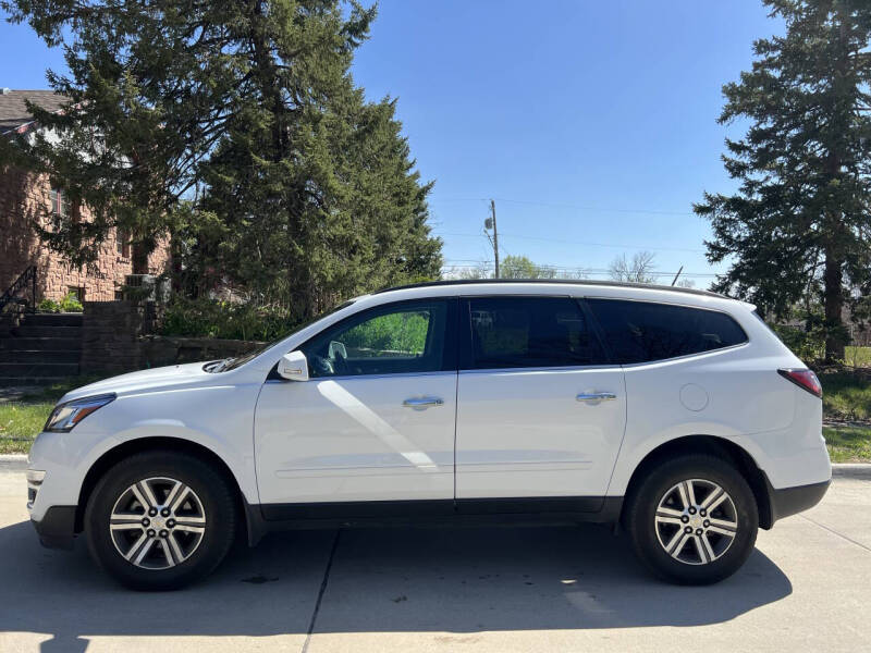 2017 Chevrolet Traverse LT