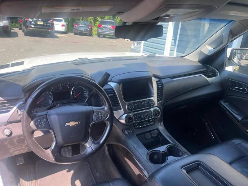 2018 Chevrolet Suburban LT