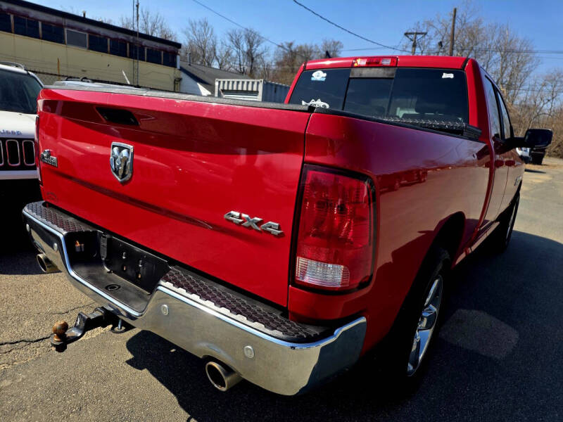 2016 RAM 1500 SLT