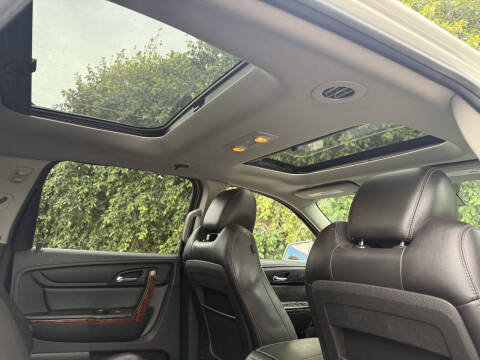2014 Chevrolet Traverse LTZ