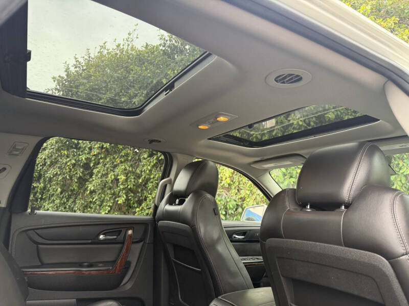 2014 Chevrolet Traverse LTZ