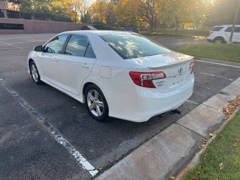 2014 Toyota Camry SE
