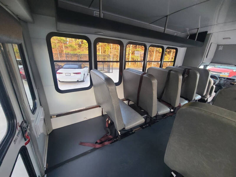 2016 Ford E-Series E-350 SD