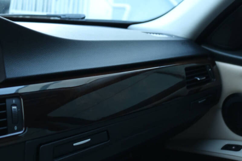 2011 BMW 3 Series 335i