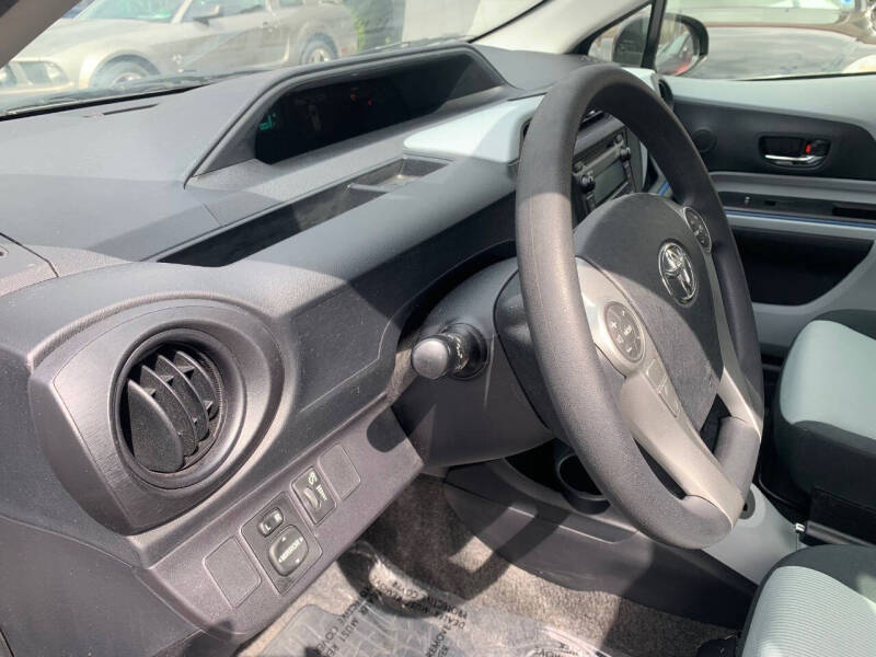 2012 Toyota Prius c Two