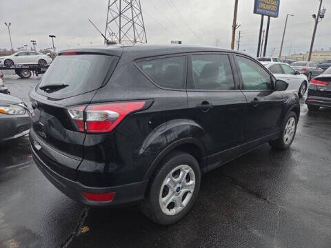 2017 Ford Escape S