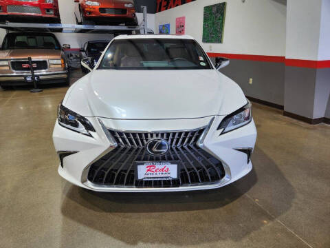 2023 Lexus ES 300h