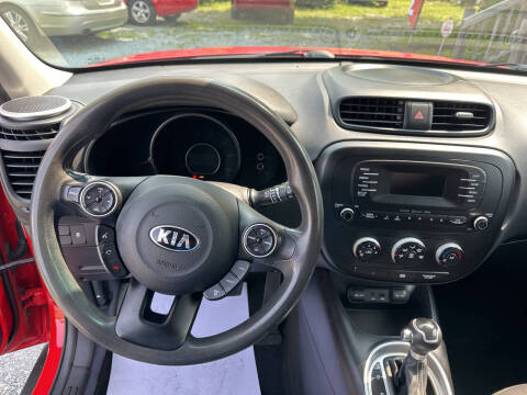 2015 Kia Soul +