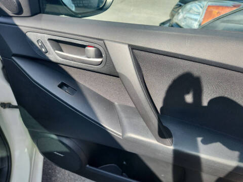 2010 Mazda MAZDA3 i Touring