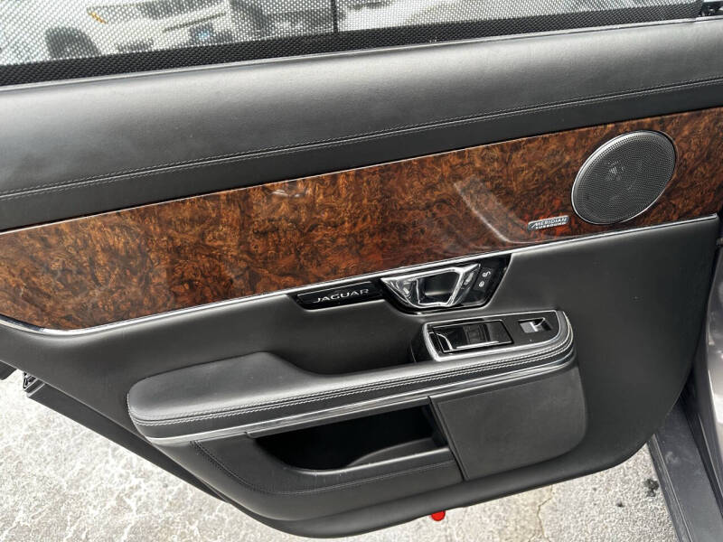 2016 Jaguar XJL Portfolio