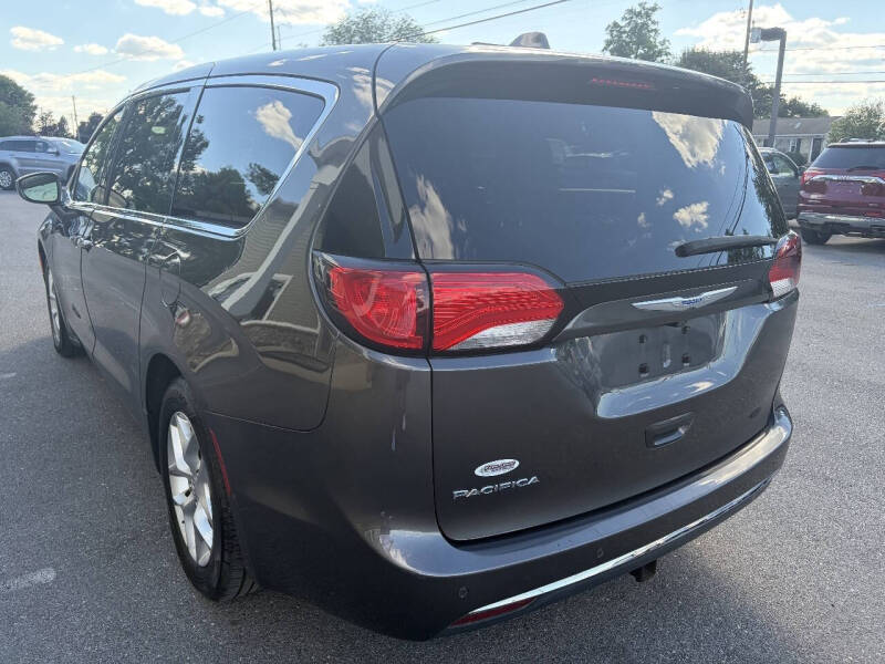 2018 Chrysler Pacifica Touring Plus