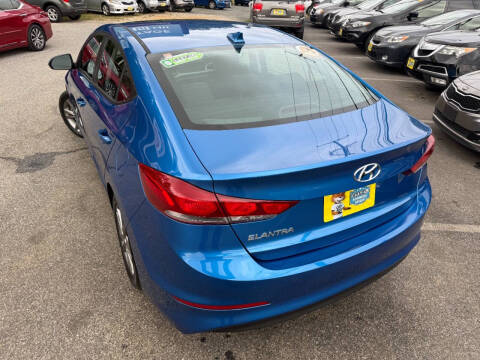 2017 Hyundai Elantra