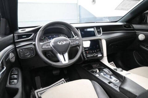2025 Infiniti QX55 Essential