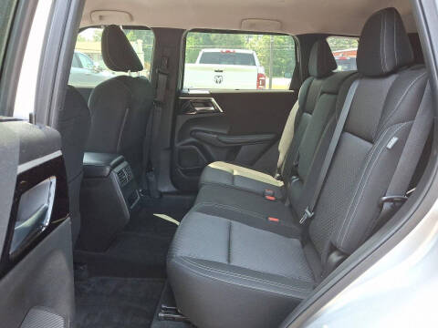 2022 Mitsubishi Outlander ES