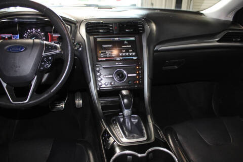 2016 Ford Fusion Titanium
