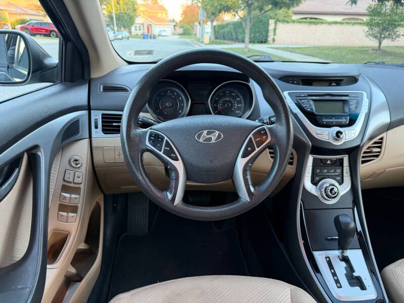 2011 Hyundai Elantra GLS