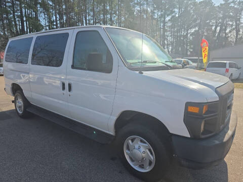 2014 Ford E-Series E-350 SD XL