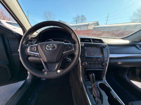 2016 Toyota Camry SE