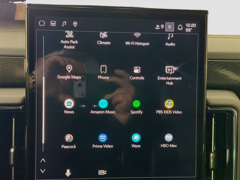 2025 GMC Yukon XL AT4