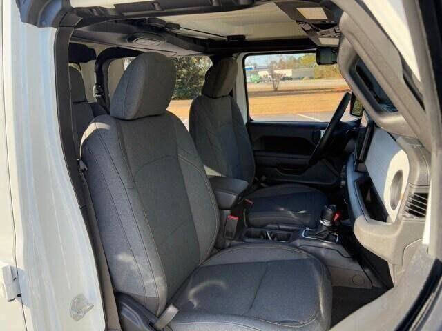 2025 Jeep Gladiator NightHawk