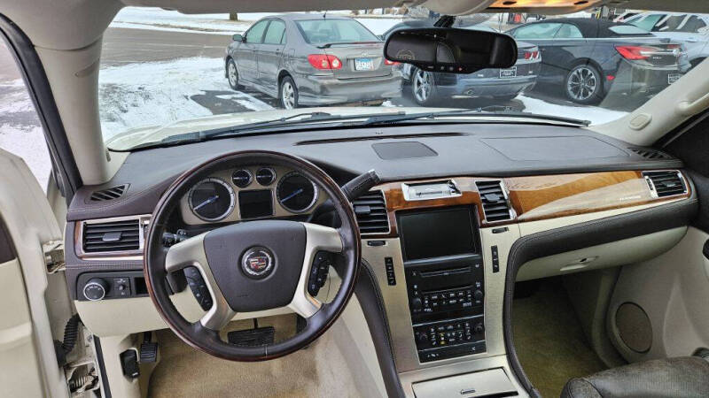 2010 Cadillac Escalade Platinum Edition