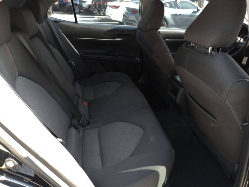 2019 Toyota Camry LE