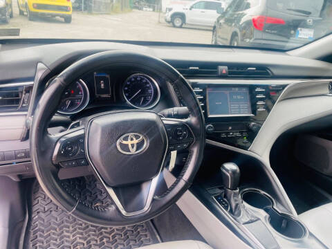 2018 Toyota Camry SE