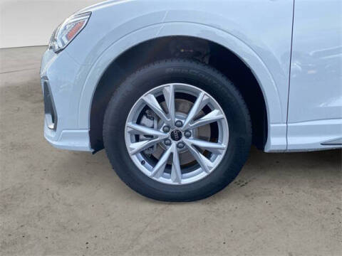 2025 Audi Q3 quattro S line Prem Plus 45 TFSI