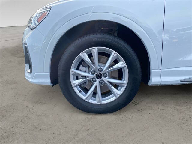 2025 Audi Q3 quattro S line Prem Plus 45 TFSI