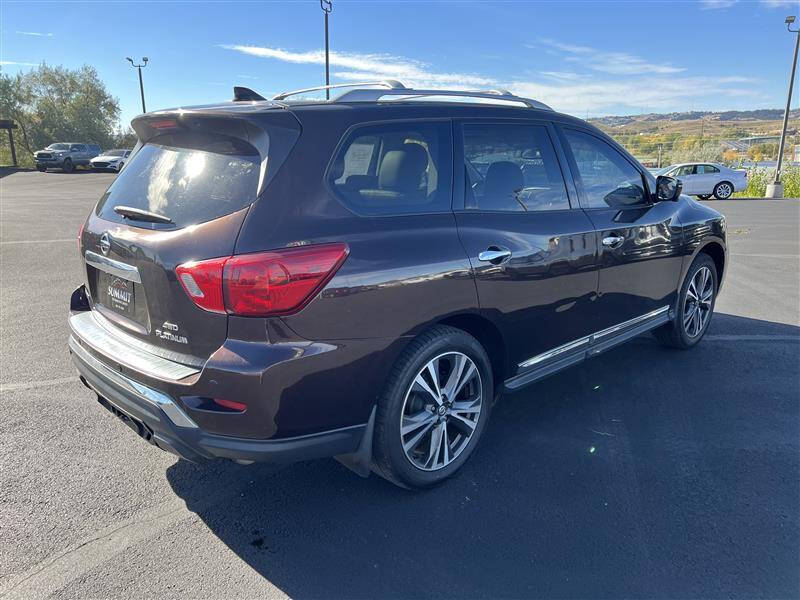 2020 Nissan Pathfinder Platinum
