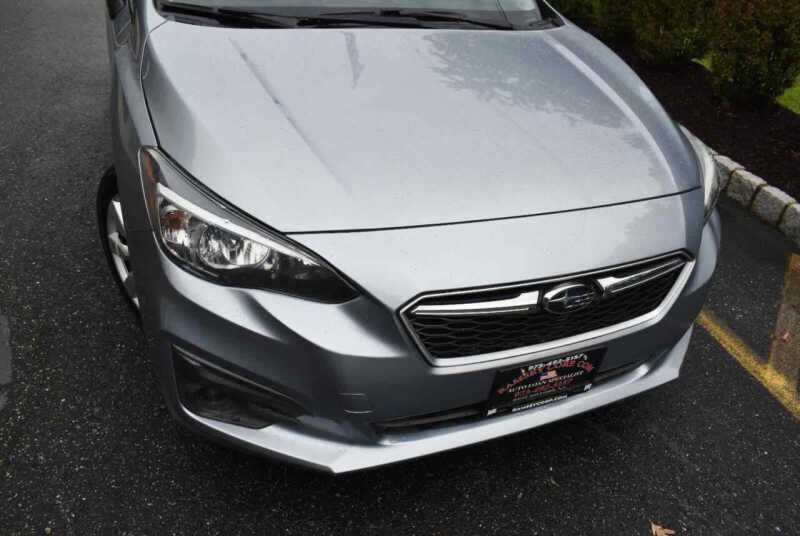 2017 Subaru Impreza 2.0i