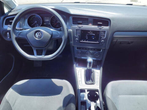 2016 Volkswagen e-Golf SE