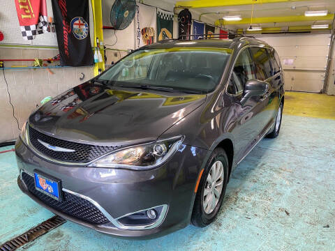 2017 Chrysler Pacifica Touring Plus