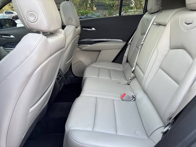 2023 Cadillac XT4 Luxury