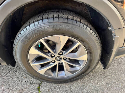 2016 Toyota RAV4 Hybrid XLE