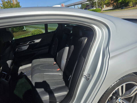 2017 BMW 7 Series 750i