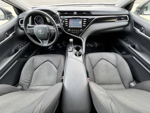 2018 Toyota Camry LE