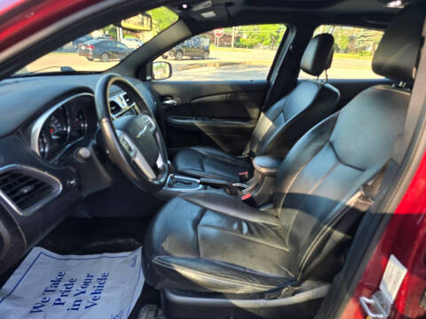 2011 Chrysler 200 Limited