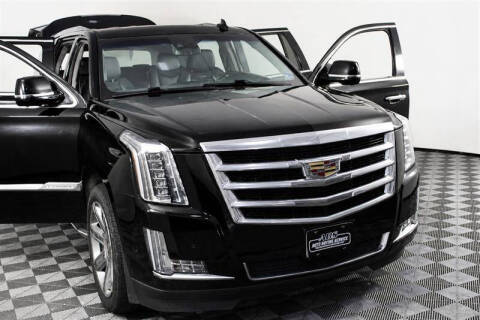 2018 Cadillac Escalade Luxury