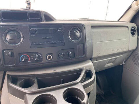 2011 Ford E-Series E-250