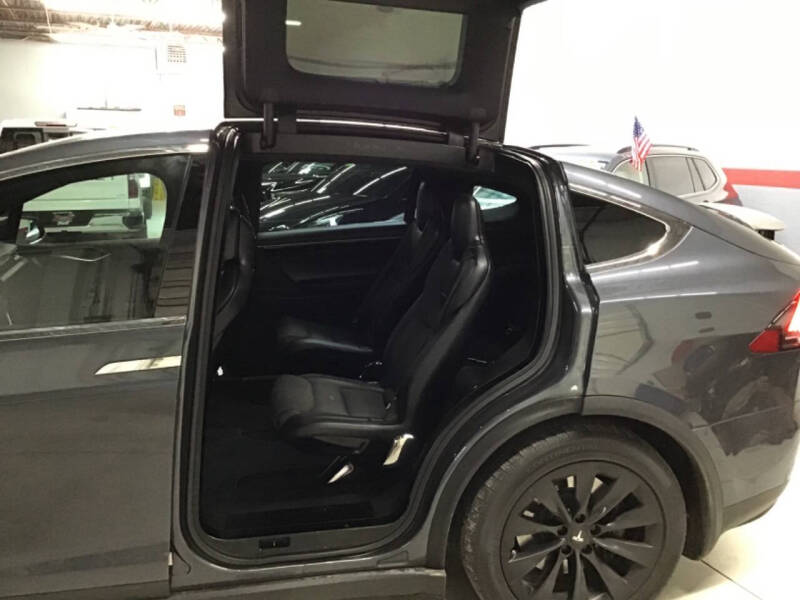 2016 Tesla Model X 75D